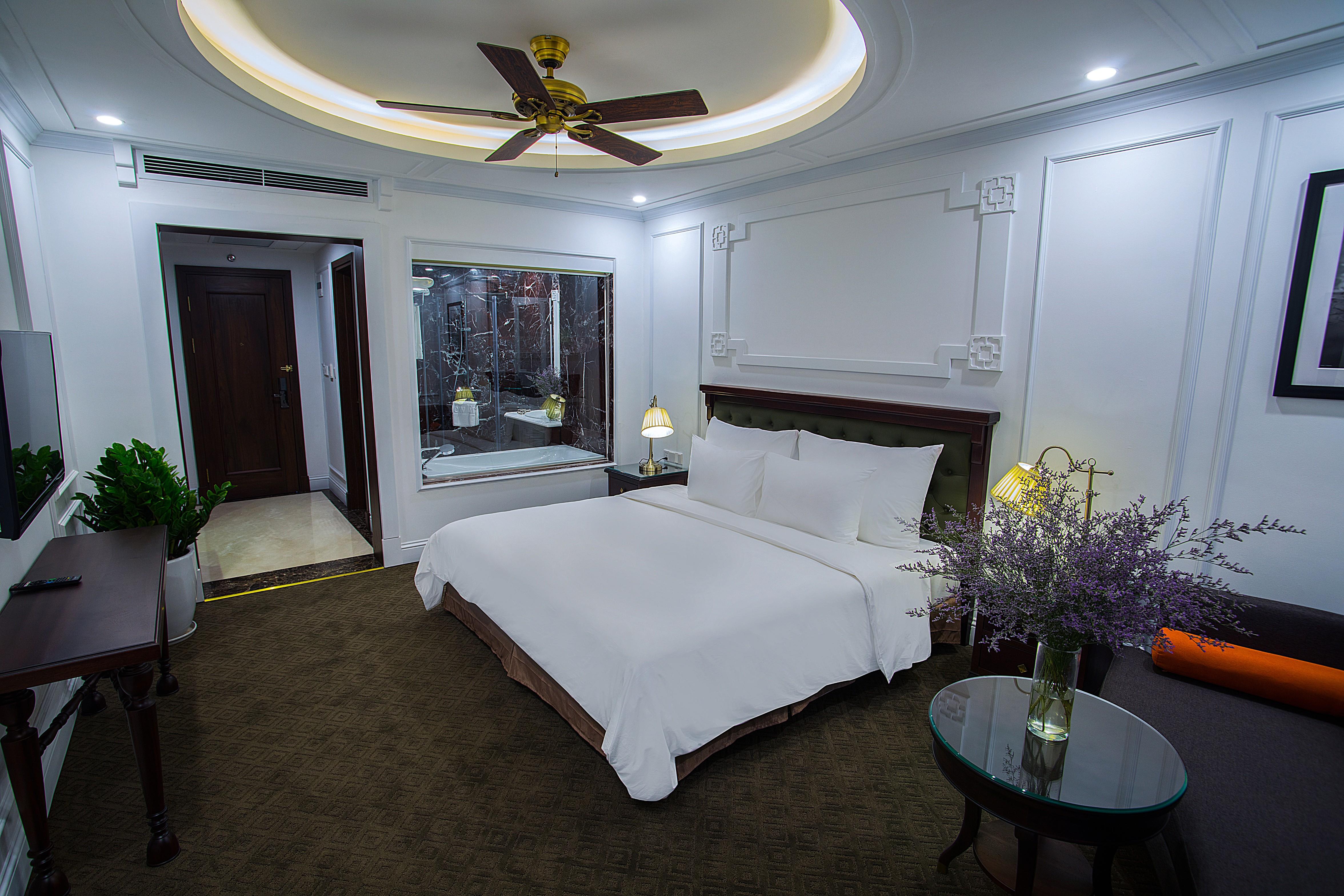 New Era Hotel & Villa Ханой Екстериор снимка