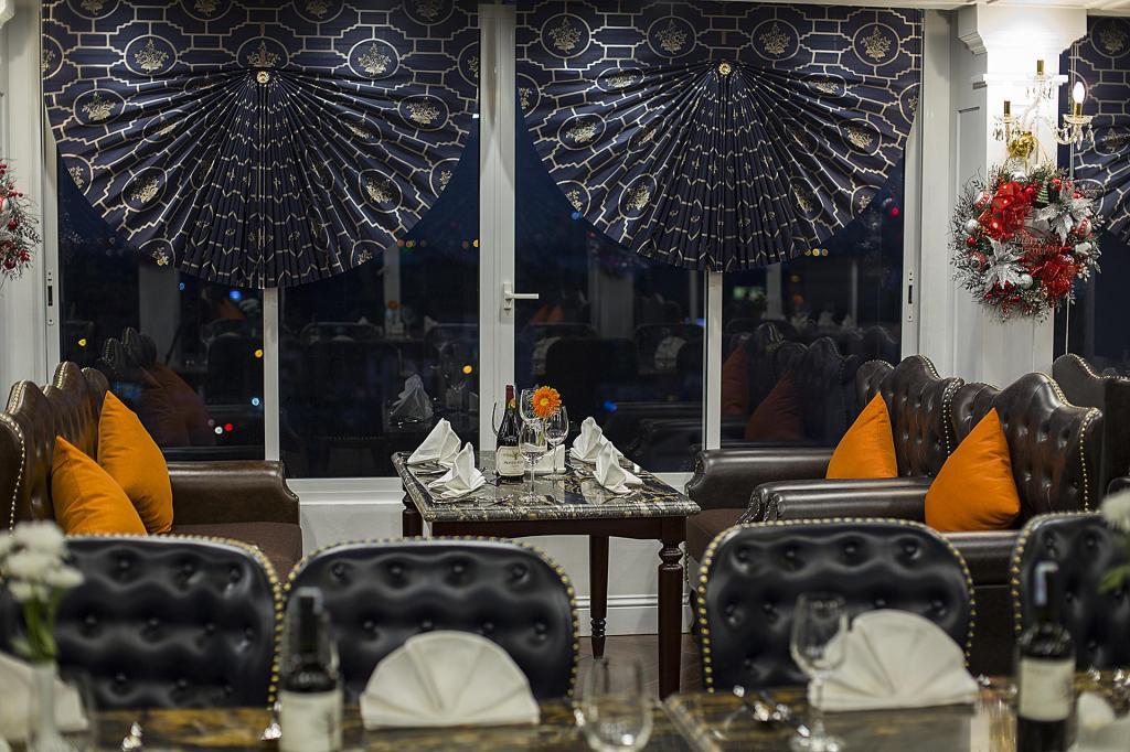New Era Hotel & Villa Ханой Екстериор снимка