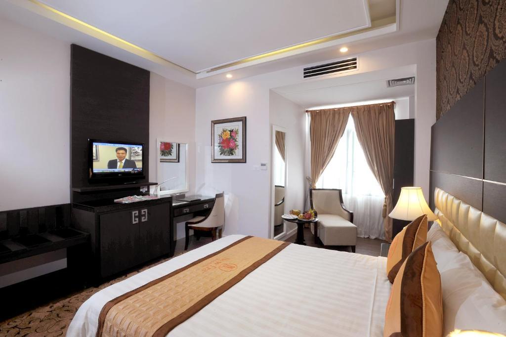 New Era Hotel & Villa Ханой Екстериор снимка