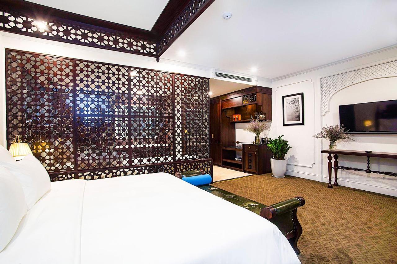 New Era Hotel & Villa Ханой Екстериор снимка